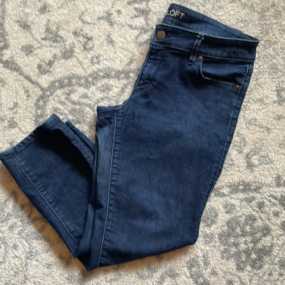 Woman’s Ann Taylor Loft Modern Crop Jeans - Picture 3 of 7